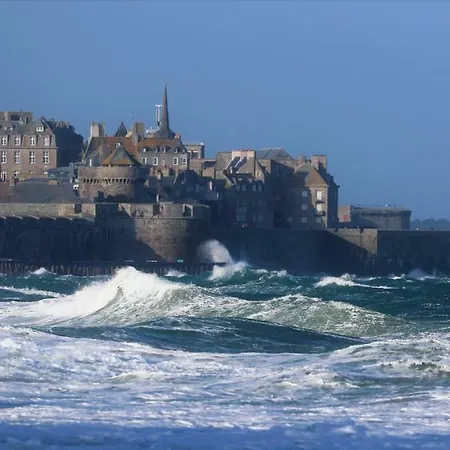Appartement Joli T3, Gare & Plages A Proximite Saint-Malo
